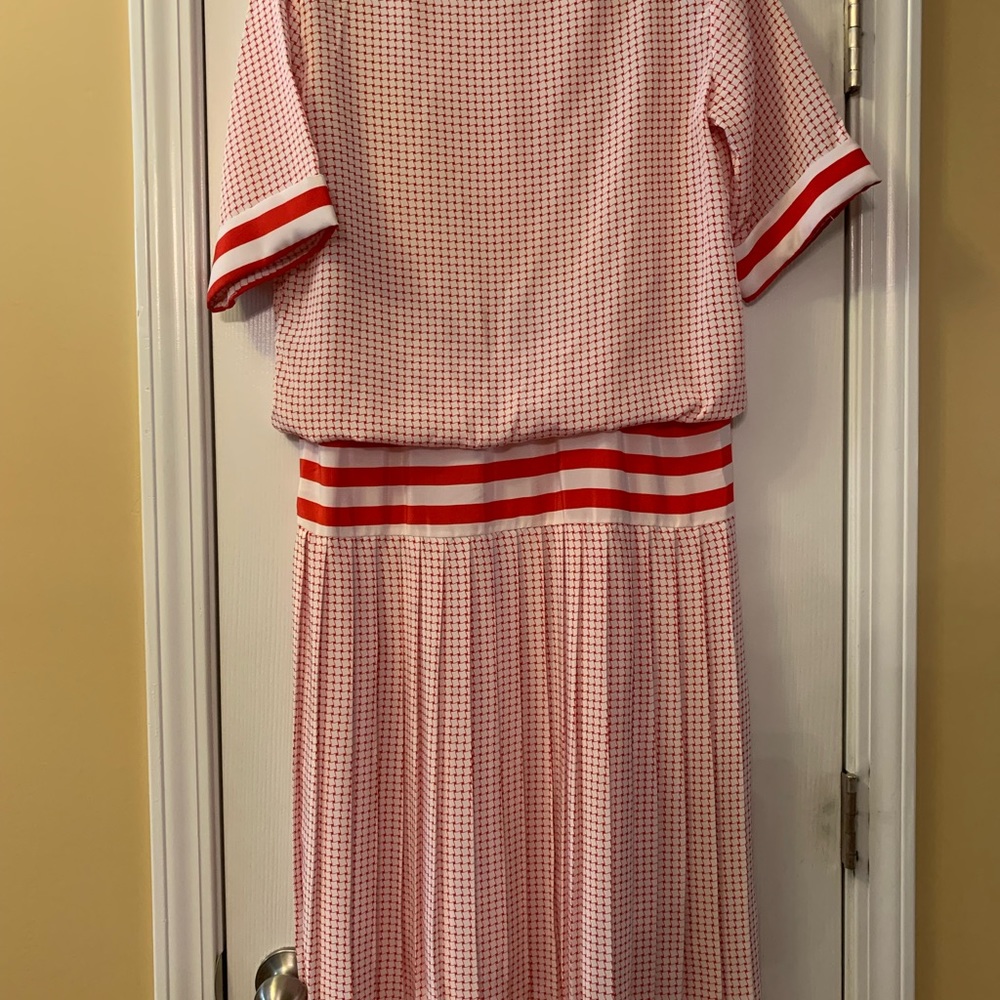 Women’s White, and Red 80’s Vintage Pleated Bottom Sailor Dress. 12